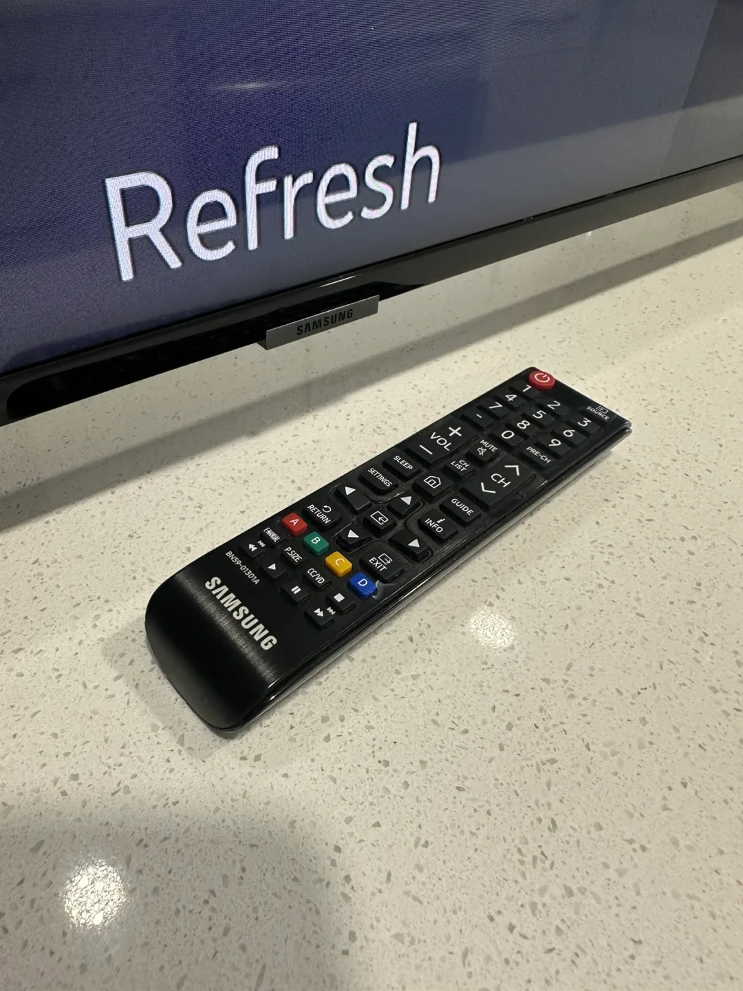 65-Inch Samsung Smart TV – Like New Condition image indicator(8)