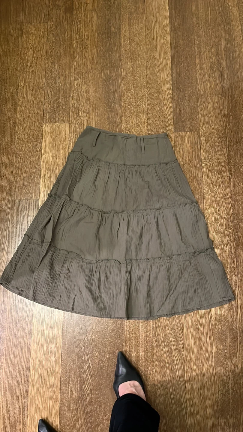 Edikted Tiered Skirt - Size XS