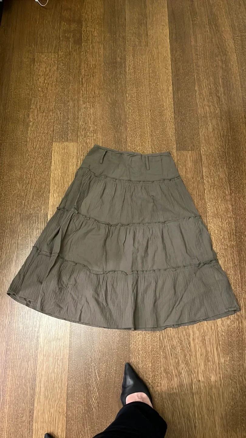 Edikted Tiered Skirt - Size XS image indicator(2)