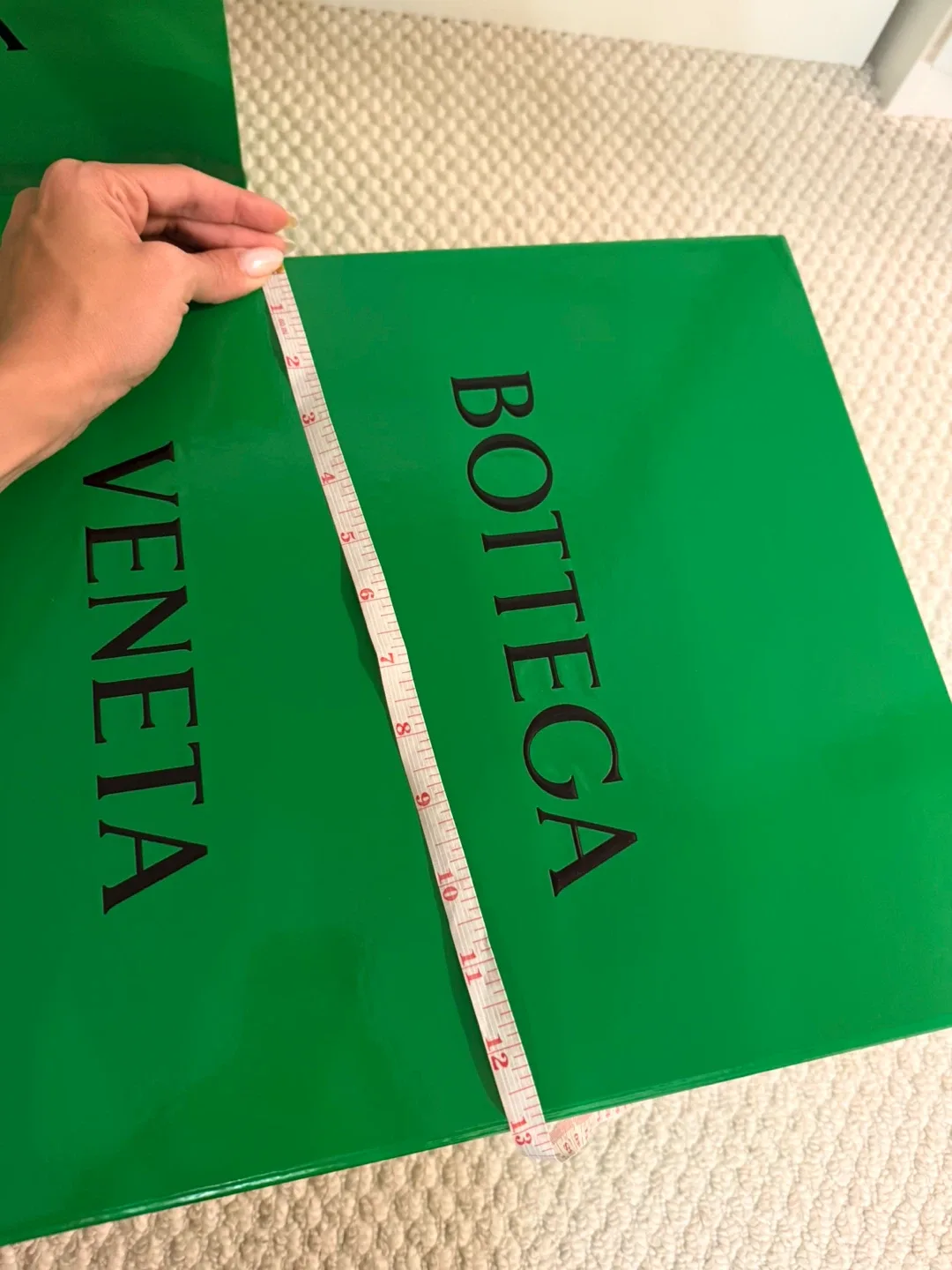 Bottega Veneta XL box and bag image indicator(4)