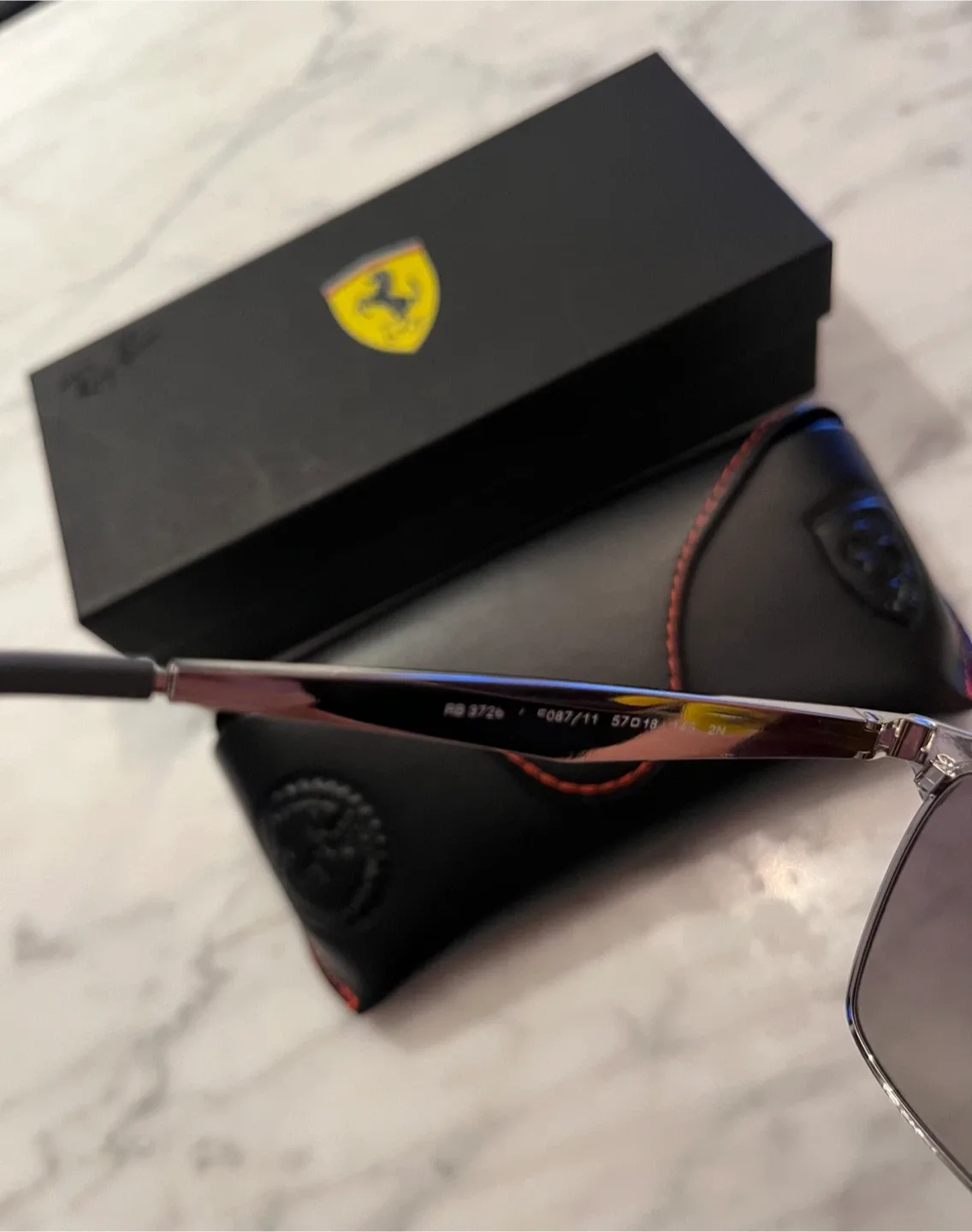 Ray-Ban Scuderia Ferrari Sunglasses # Cleanout image indicator(10)