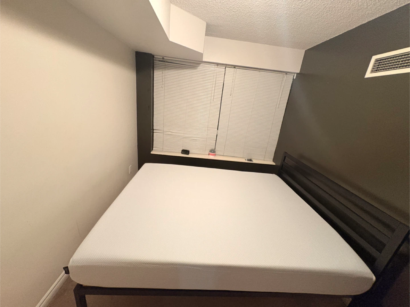 New Queen size green tea infused mattress and metal bed frame. - photo 2