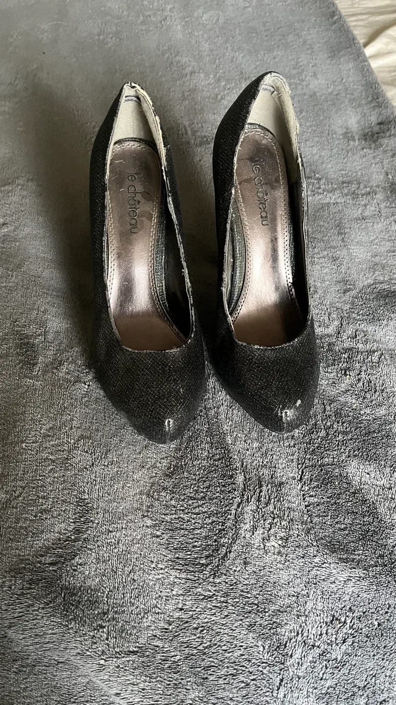 Le Chateau Heels - Size 6 image indicator(3)