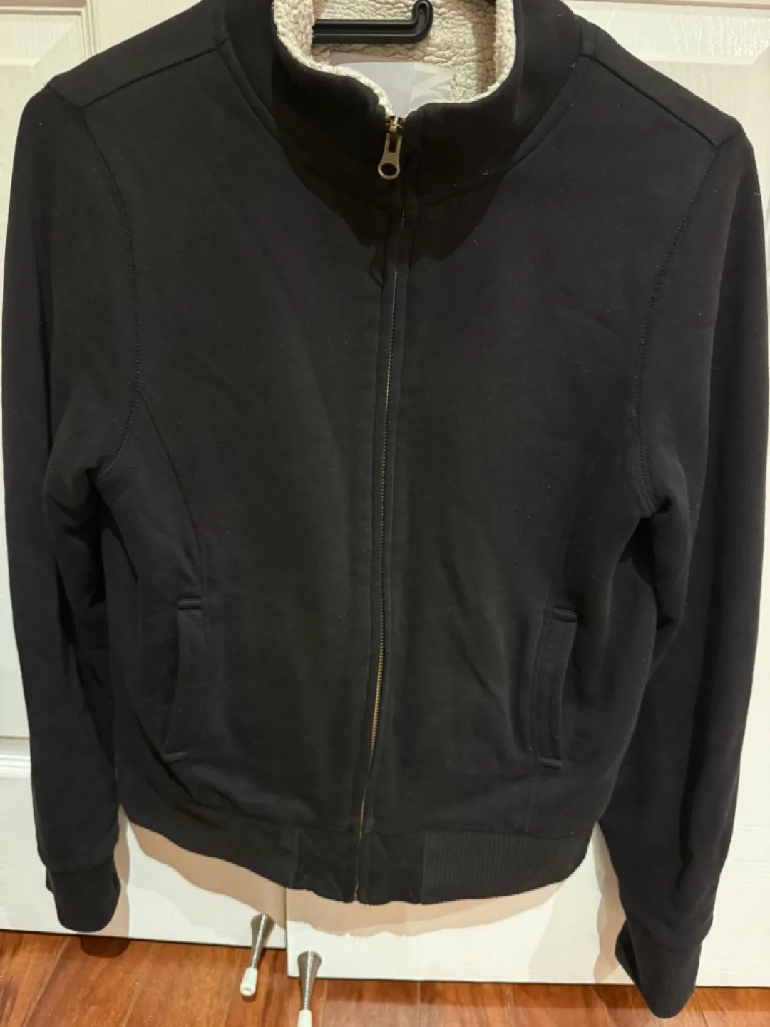 Old Navy Black Sherpa Lined hoodie / Jacket - M #Cleanout image indicator(2)