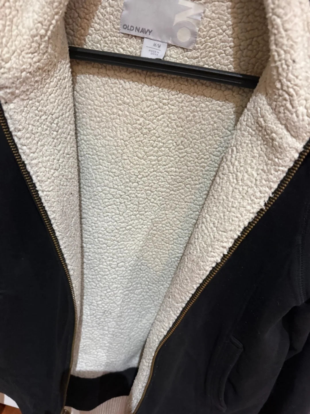 Old Navy Black Sherpa Lined hoodie / Jacket - M #Cleanout image indicator(3)