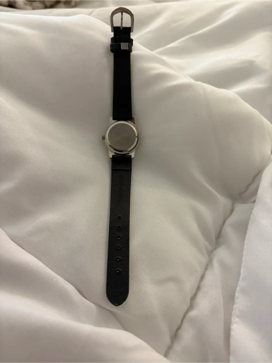 Time Quartz Watch with Black Leather Band