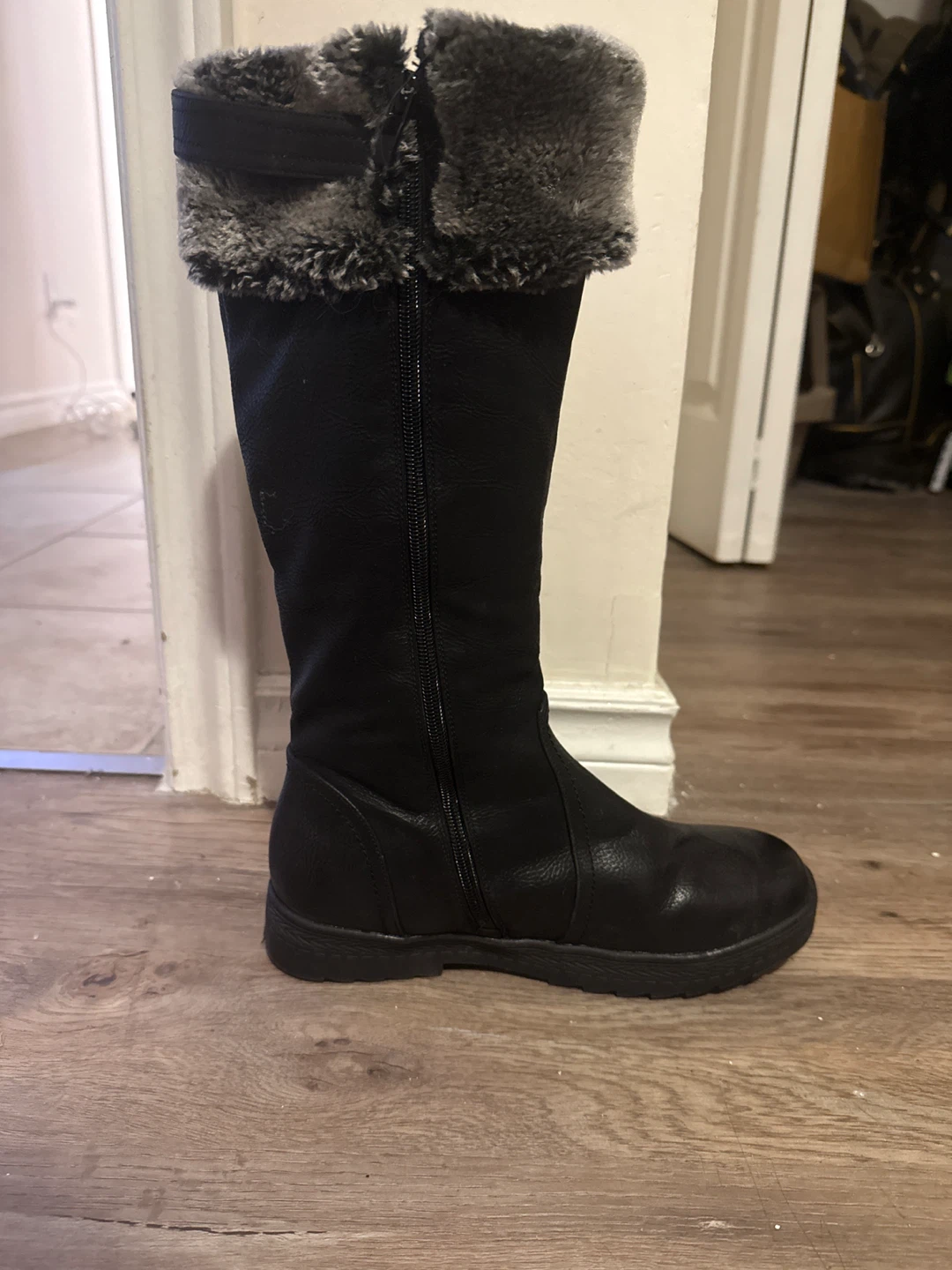 Black Leather Boots with Faux Fur Trim - photo 2
