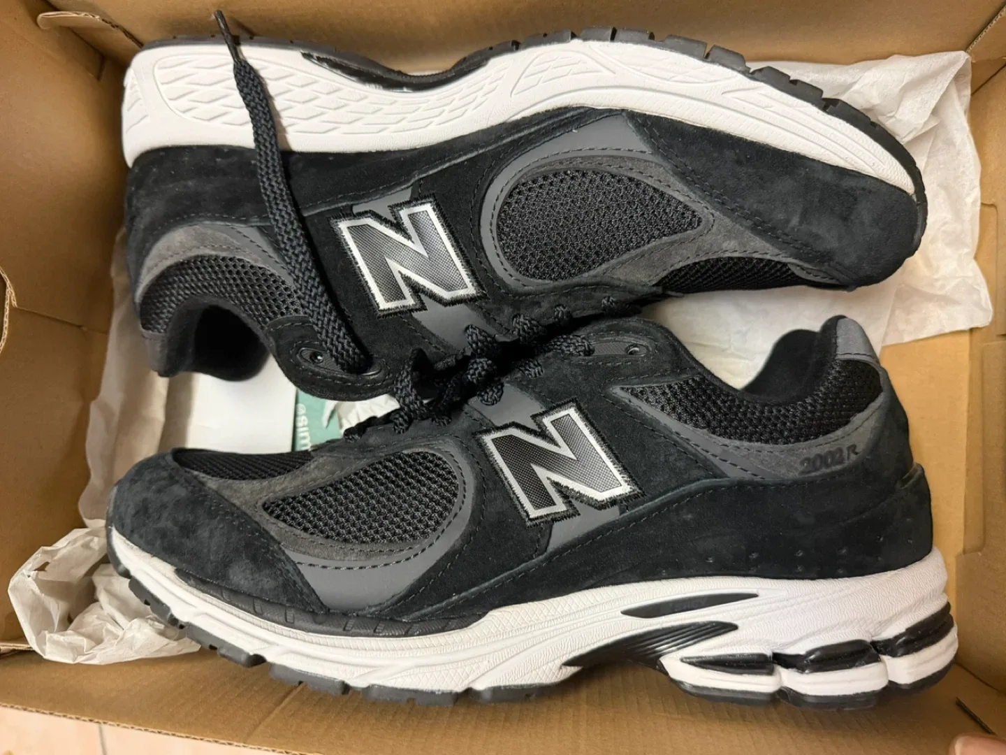 New Balance 2002R Black/Grey Sneakers image indicator(5)