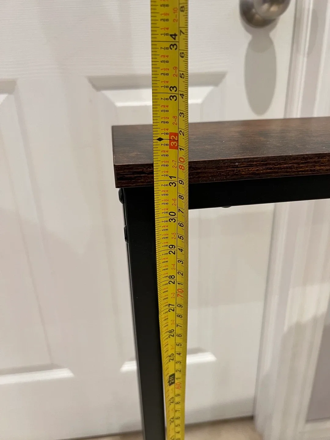 Console Table with Power Outlets image indicator(6)