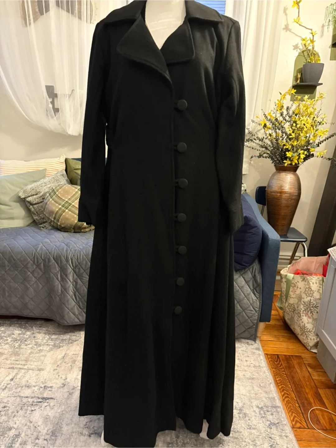 Long Black maxi Coat with Belt image indicator(3)