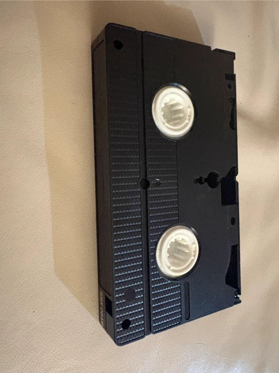 Disney's Beauty and the Beast VHS Tape - photo 2