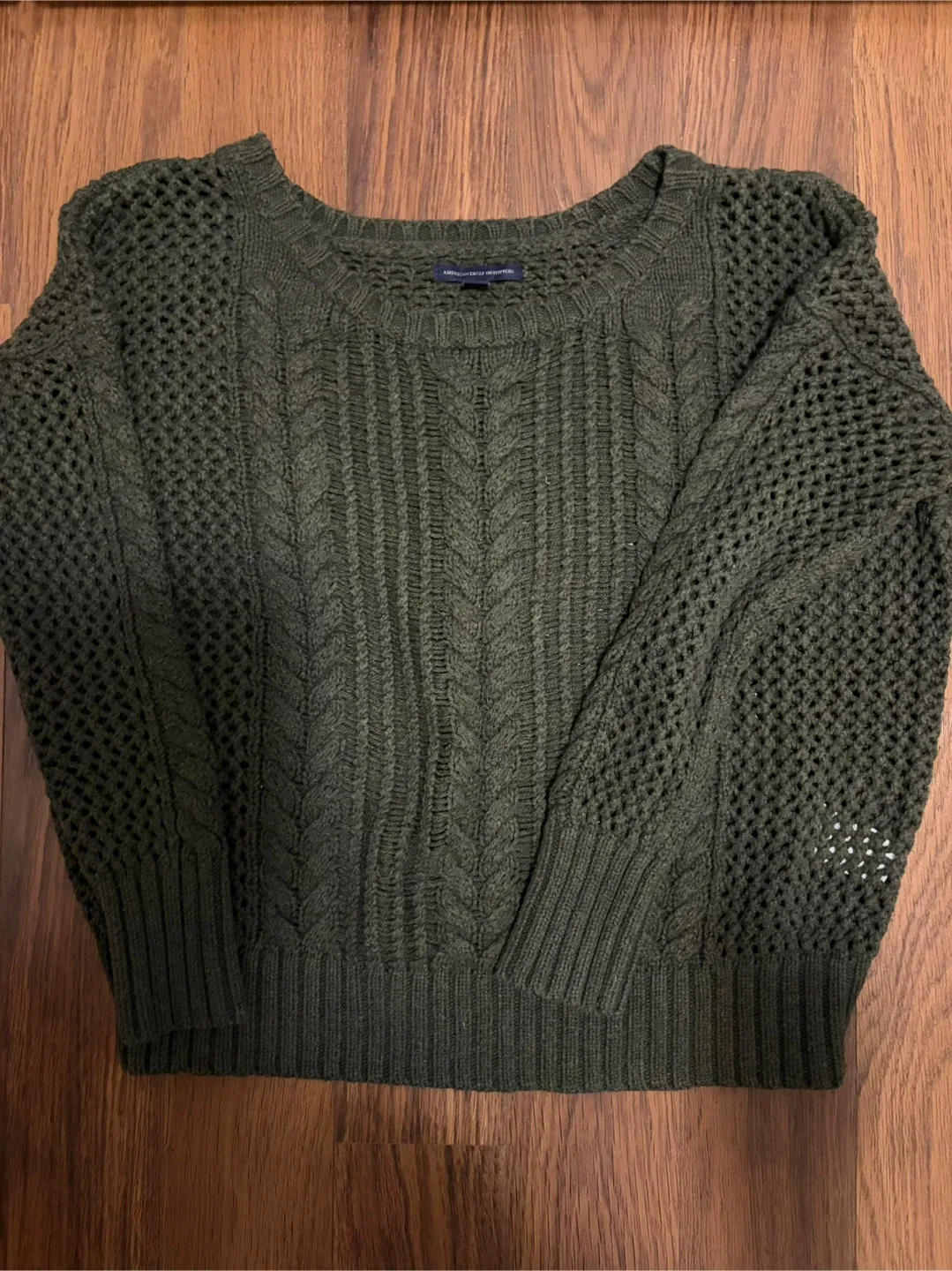 #Cleanout Free American Eagle Green Knit Sweater