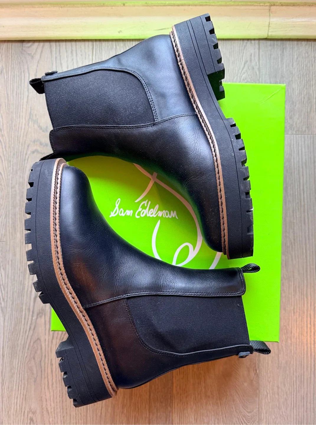 Sam Edelman Laguna Chelsea Boot - Black Leather, Winter Traction