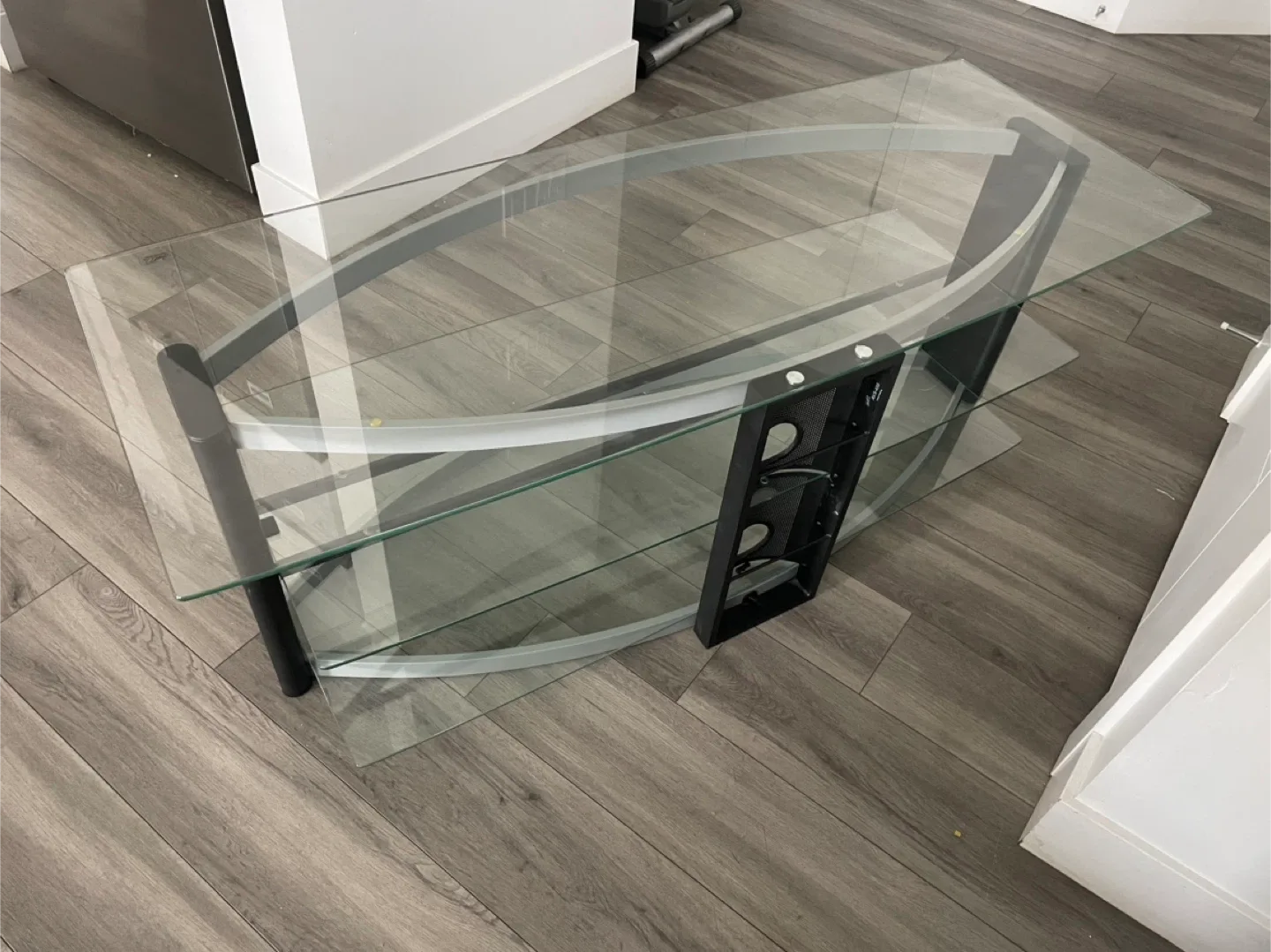 Glass TV Stand image indicator(3)