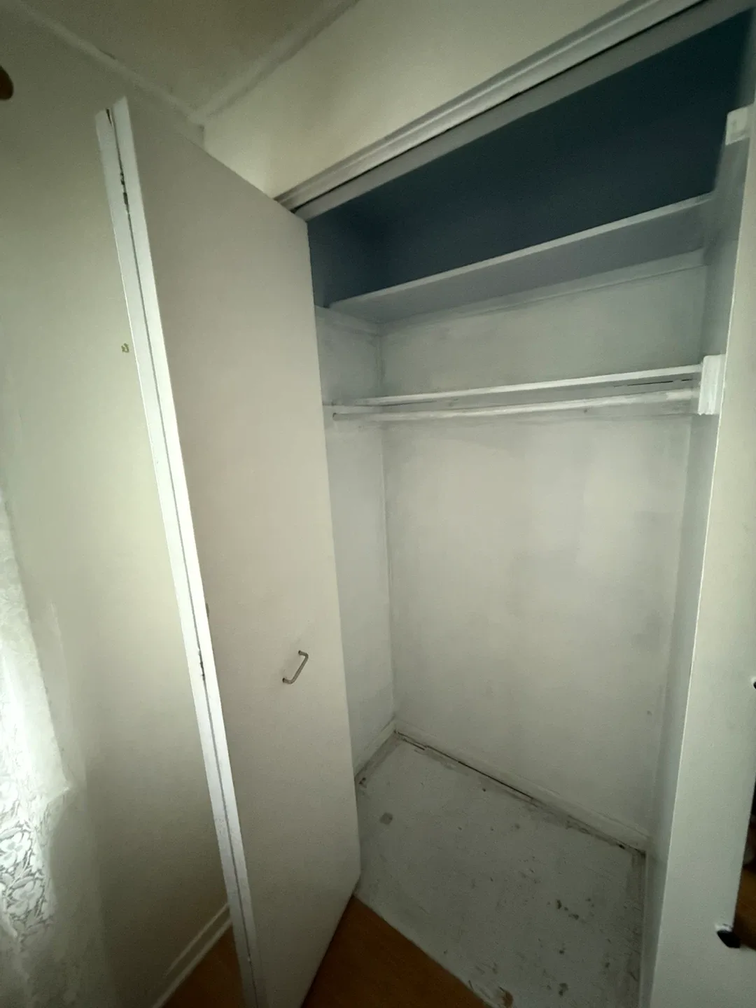 Room for rent image indicator(2)