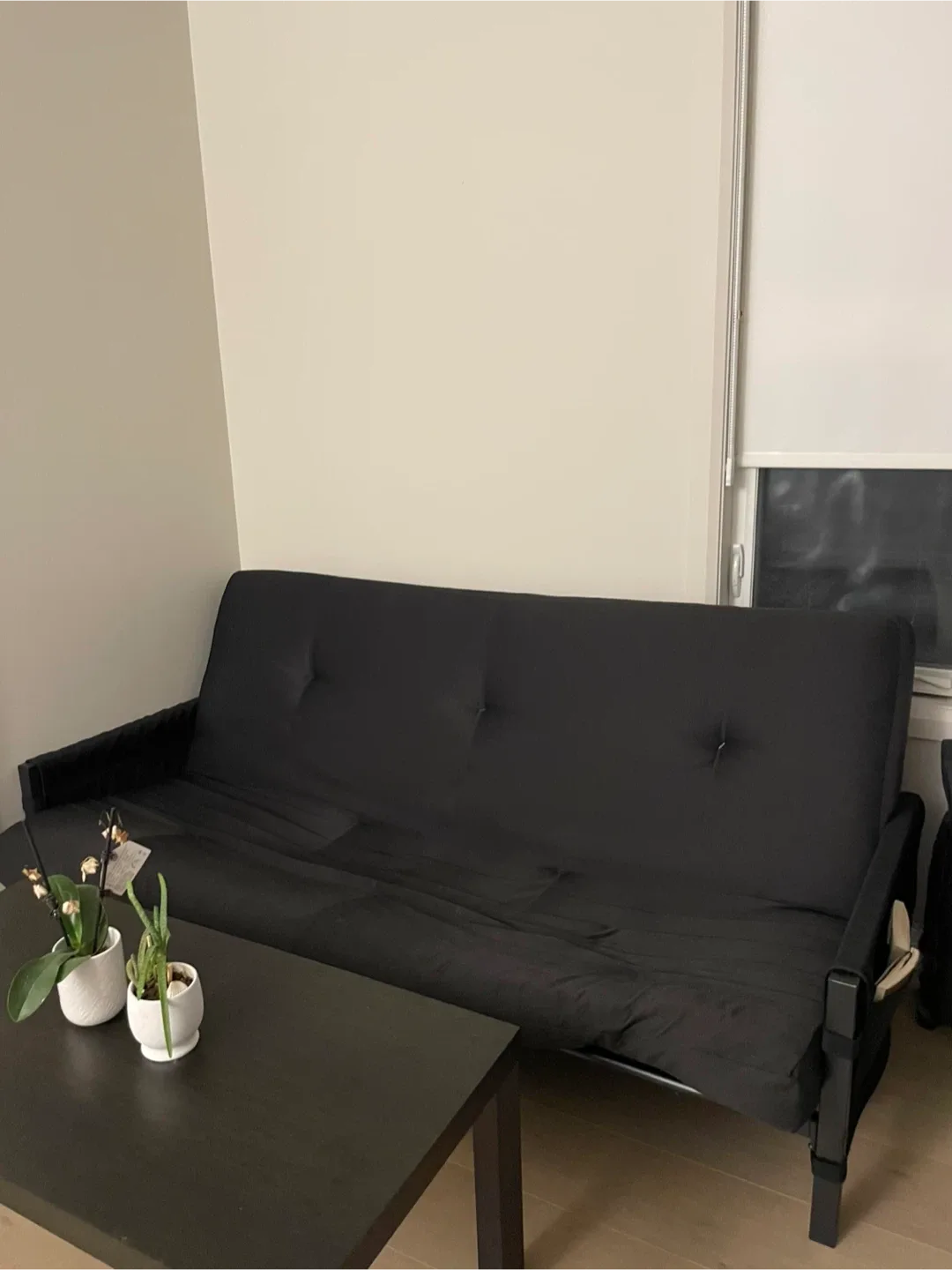 Sofa-Black Metal Frame with Mattress