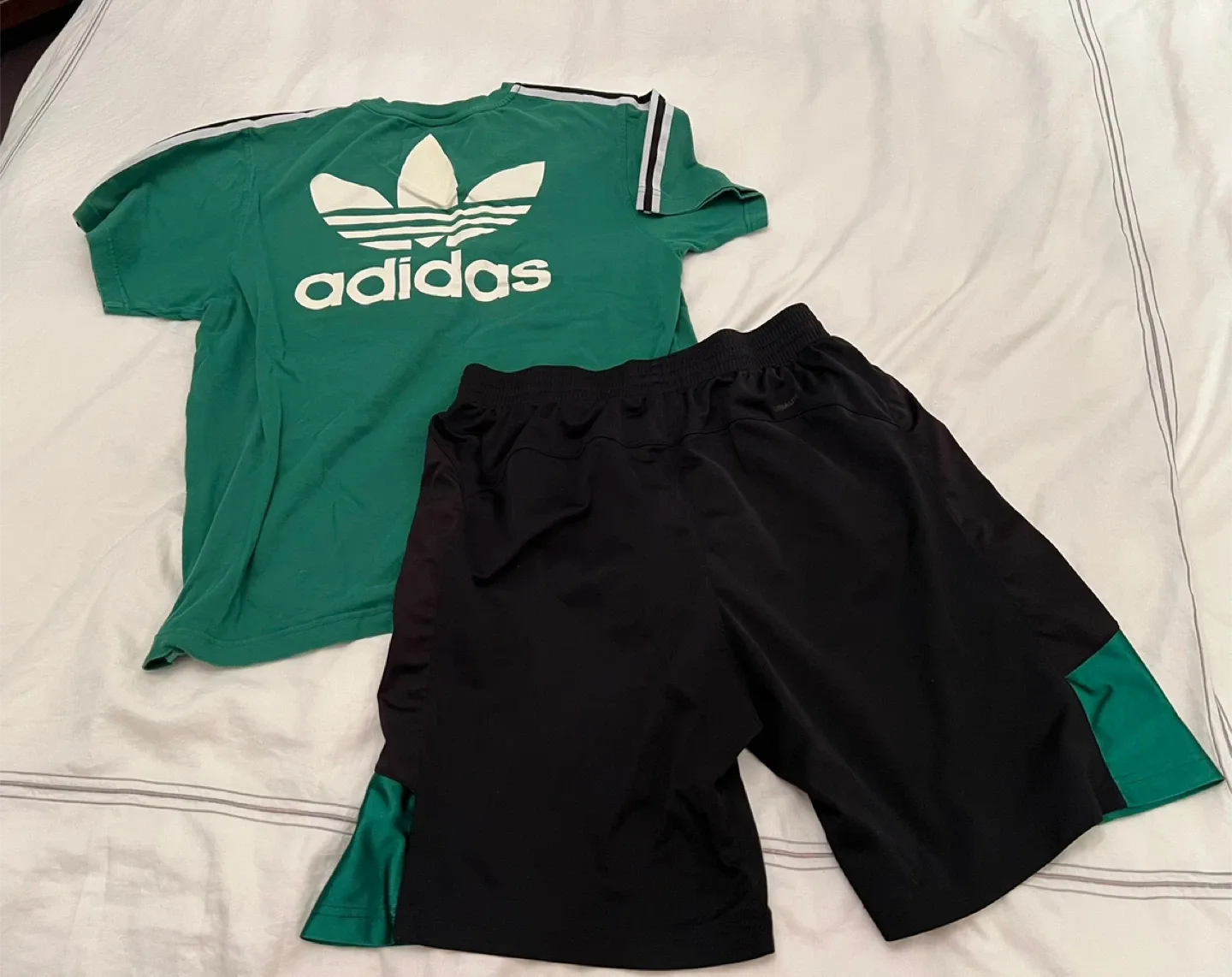 Adidas Celtics T-shirt & Basketball Shorts