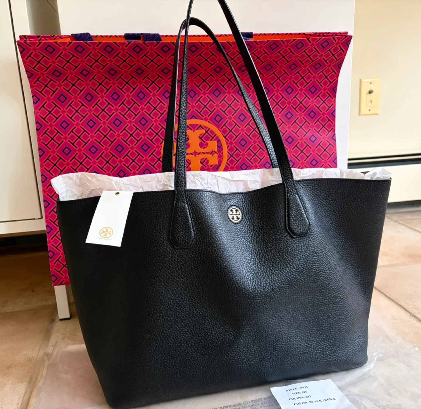 Tory Burch - black leather tote bag