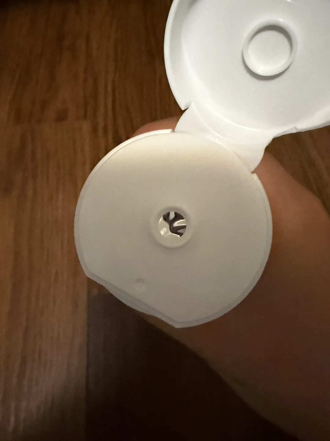 #Cleanout First Aid Beauty KP Bump Eraser Body Scrub image indicator(2)