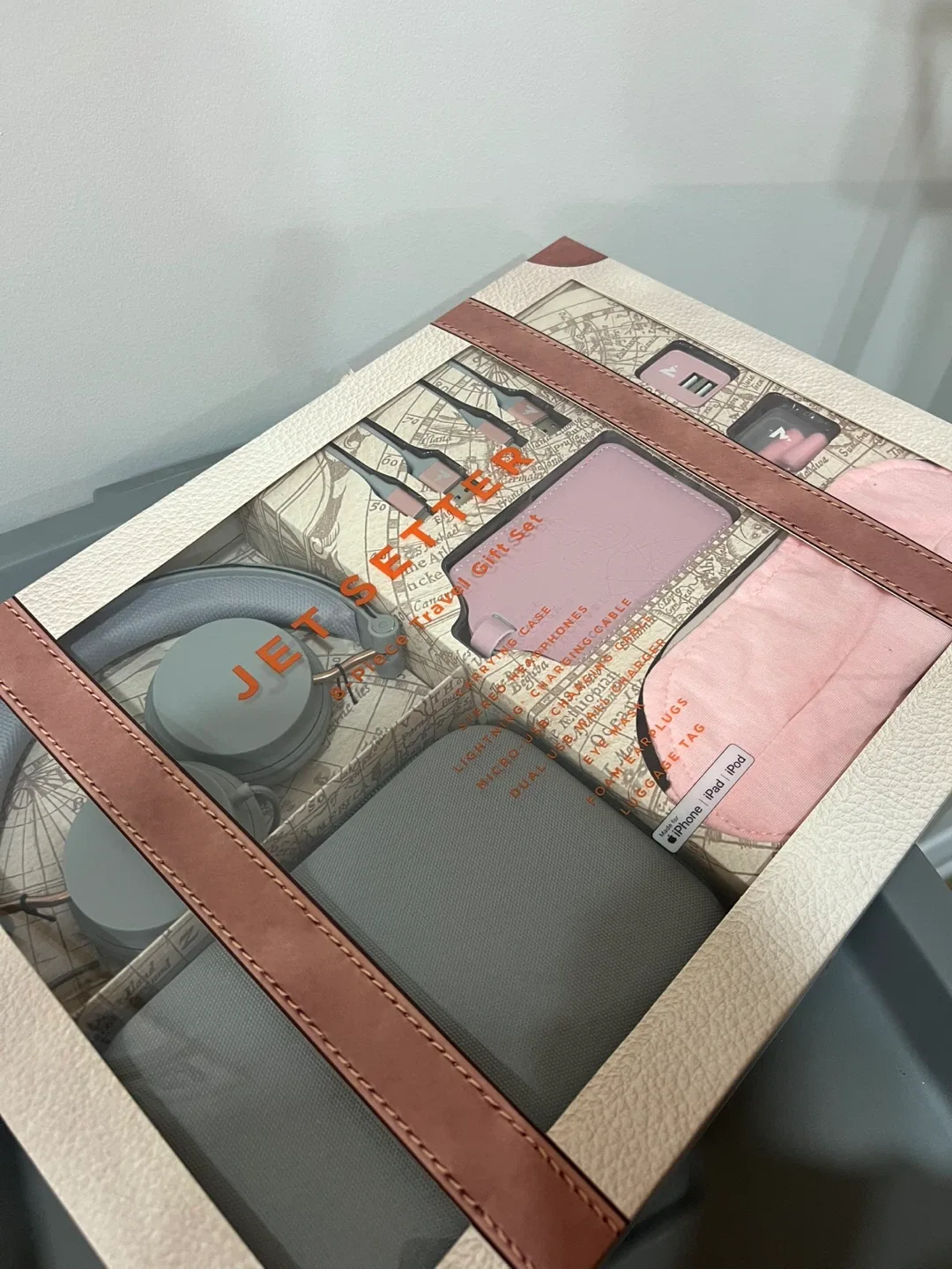 Jetsetter Travel Gift Set - 8 Piece