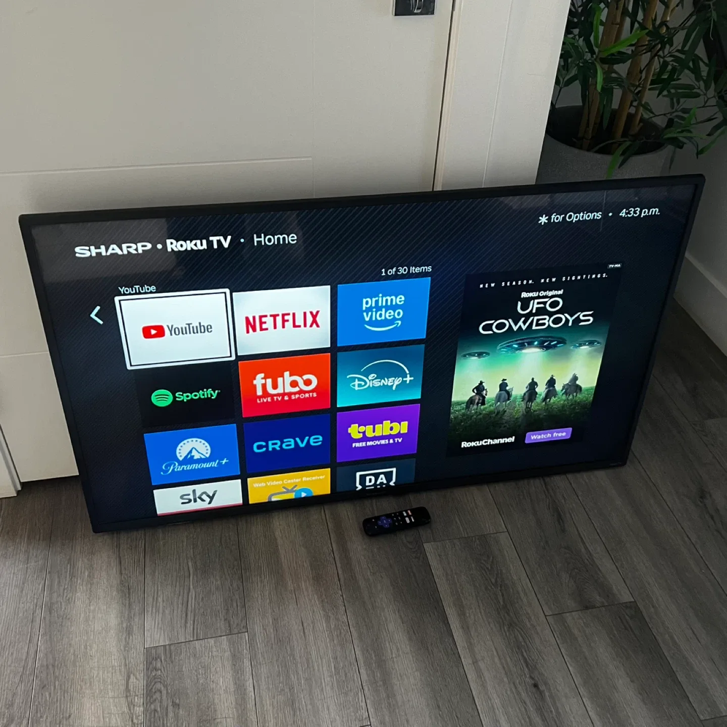 Sharp 50" Smart TV image indicator(2)