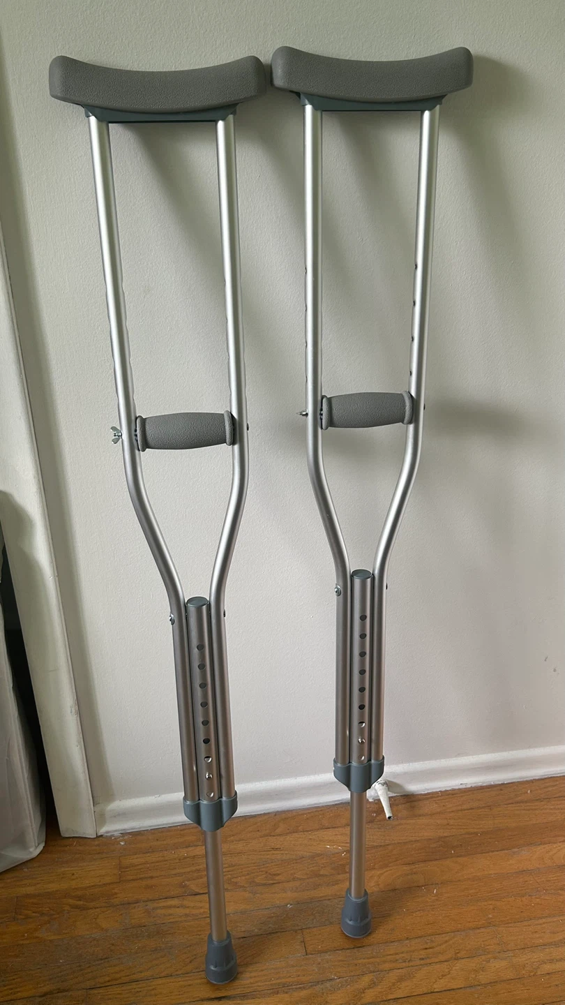 Adjustable Aluminum Crutches New