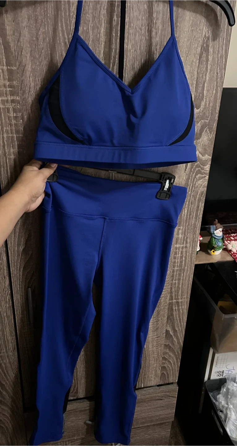 New Freedom Impact Activewear Set - Size L image indicator(3)