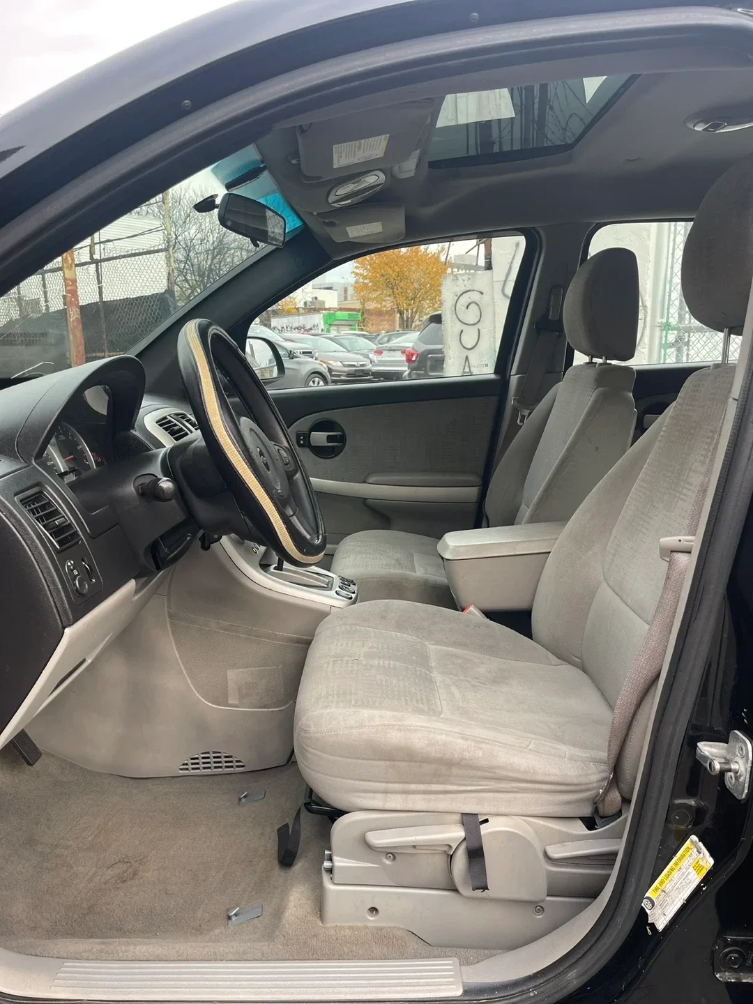 2006 Chevrolet Equinox SUV image indicator(9)