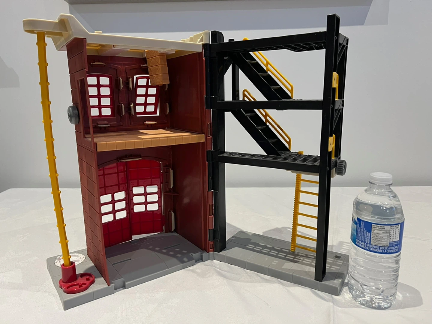 Fisher-Price Little People Fire Station Playset - photo 2