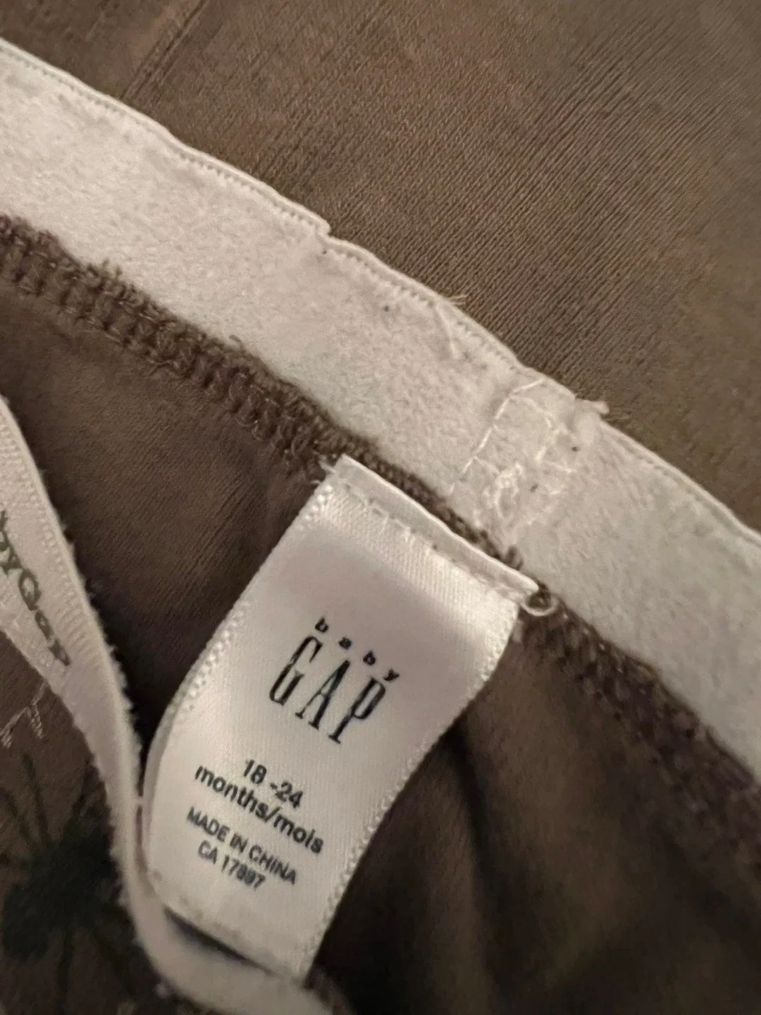 Baby Clothes Bundle: GAP 18-24 Months & Carter's 5T image indicator(4)