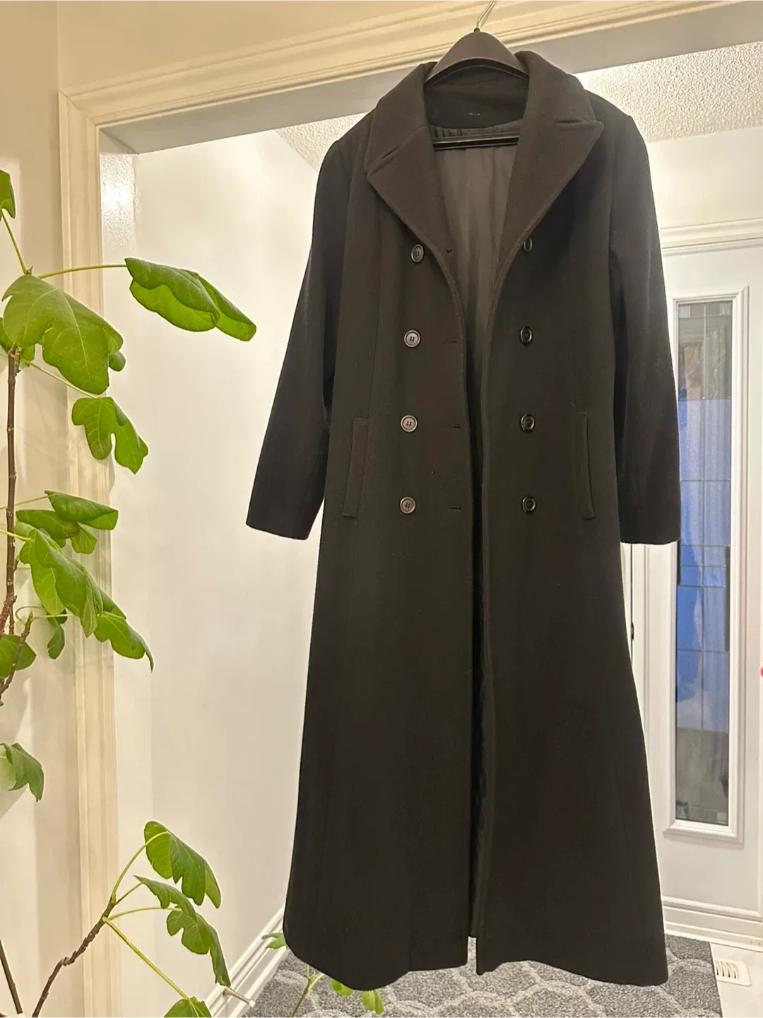 Long Black Wool Coat (size 10)