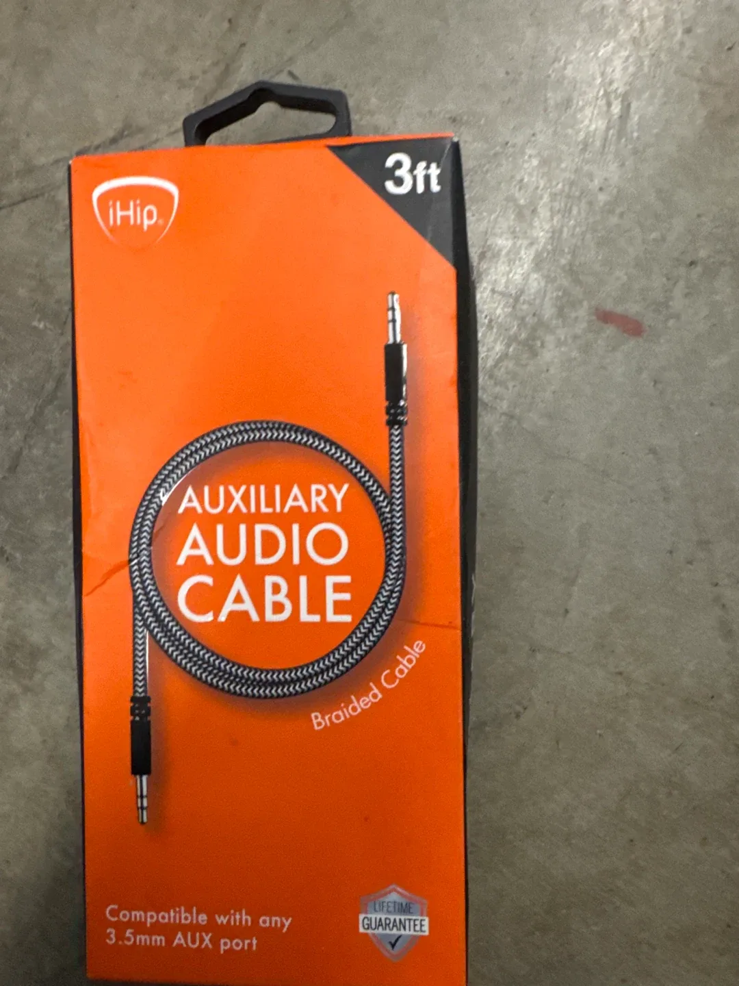 New iHip Auxiliary Audio Cable - 3ft