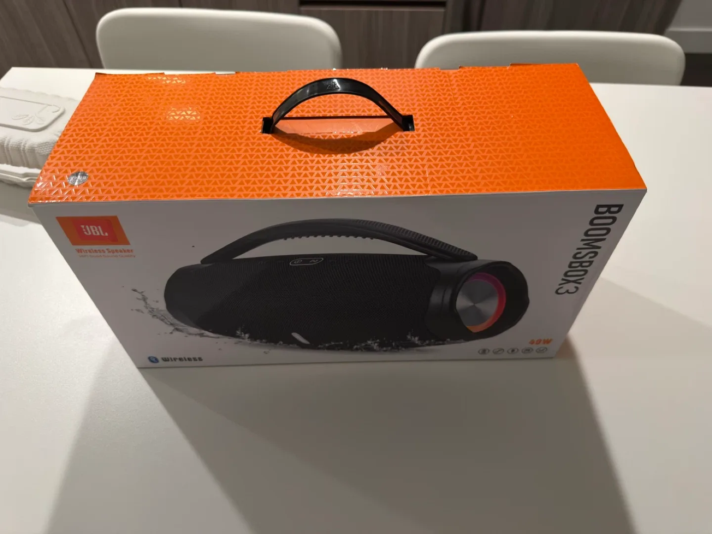 New JBL Boombox 3 - Portable Bluetooth Speaker image indicator(2)