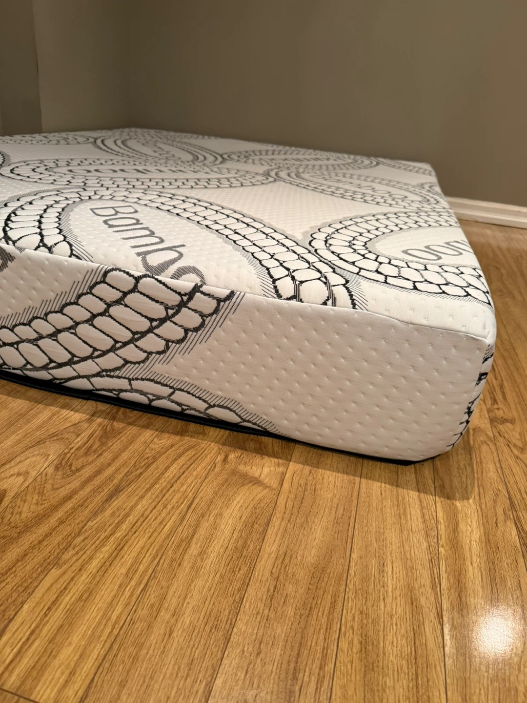 Queen Size Mattress - photo 2
