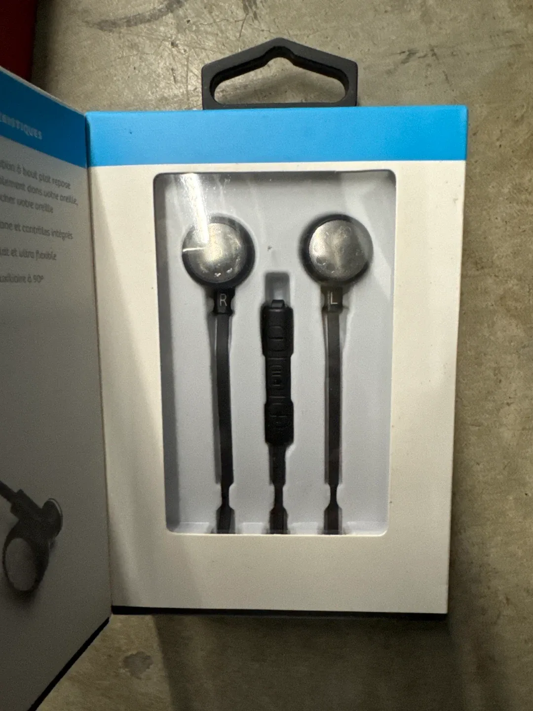 Logiix Tempo Earbuds - Brand New! image indicator(2)