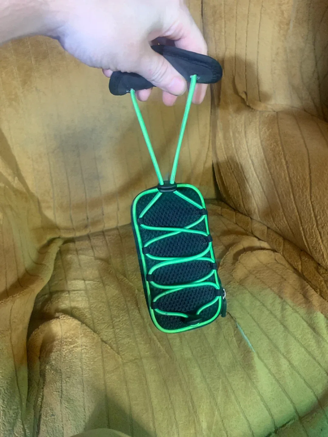 Goal Zero Speaker with Case and Charger image indicator(5)