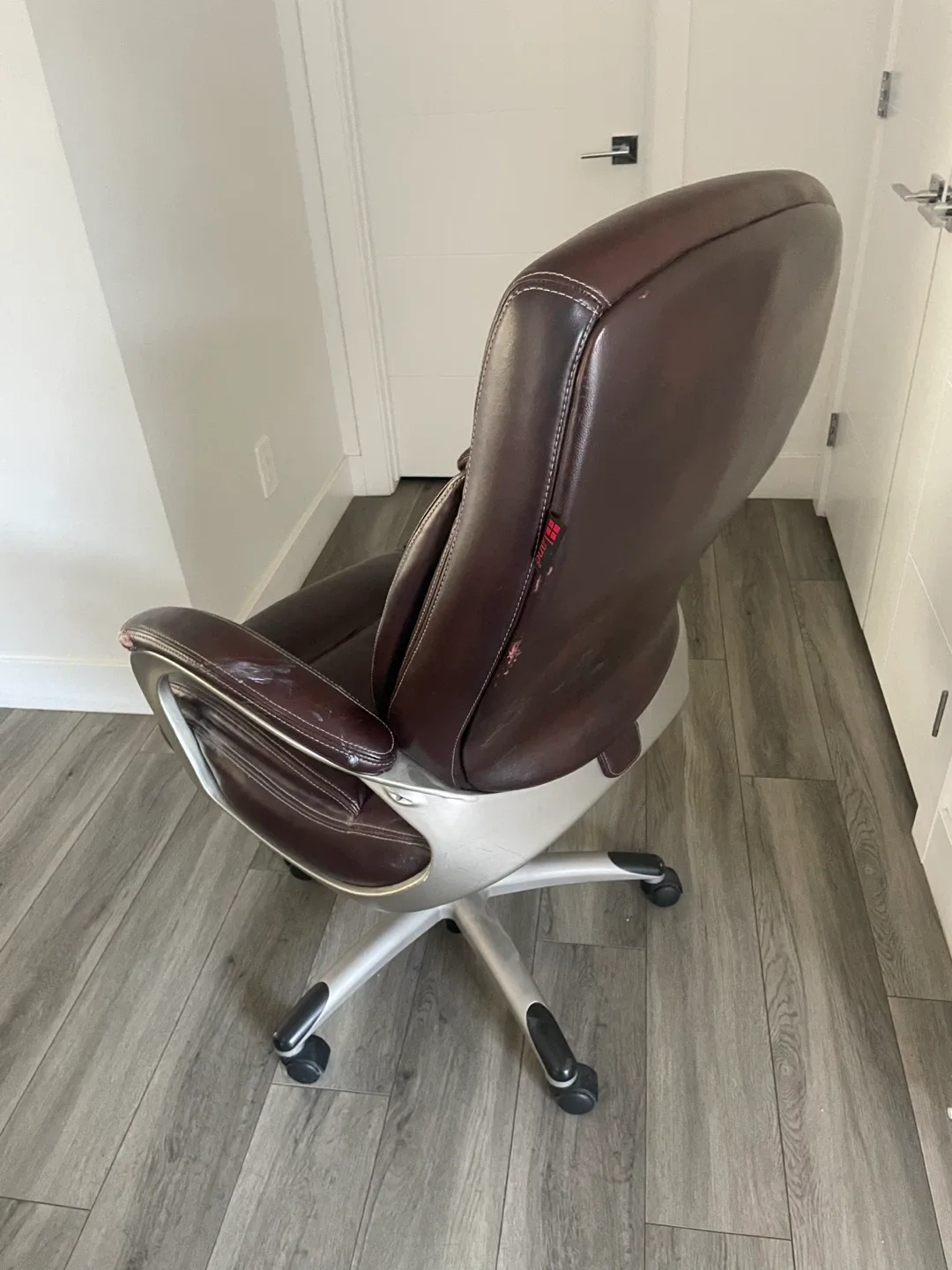 Office Chair image indicator(4)