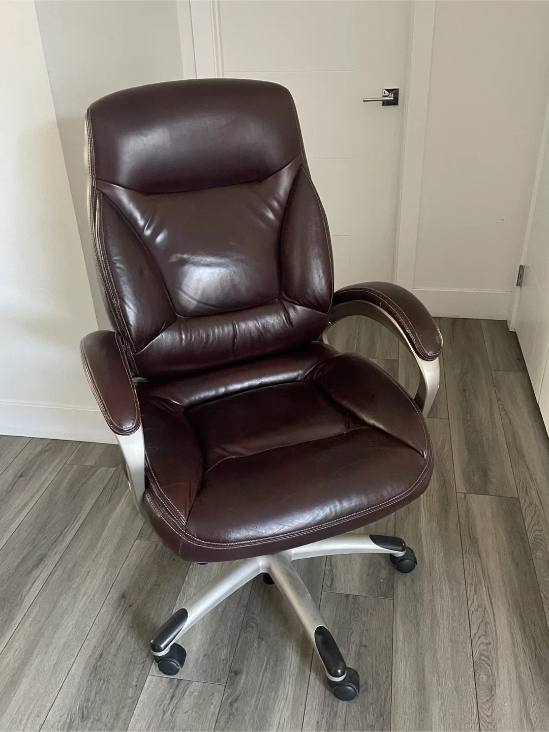 Office Chair image indicator(2)