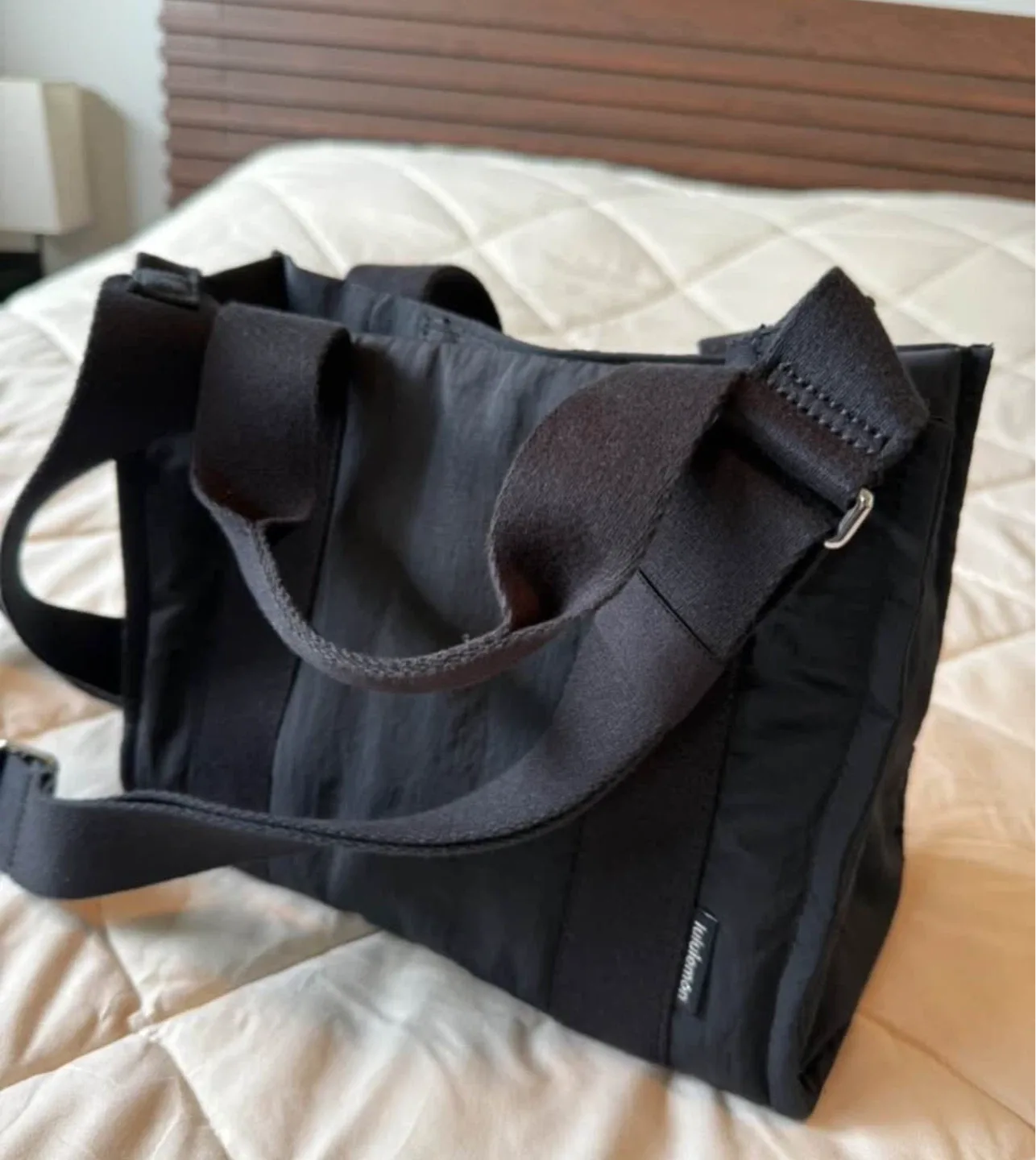 Lululemon Boxy Tote Bag 4.5L image indicator(3)