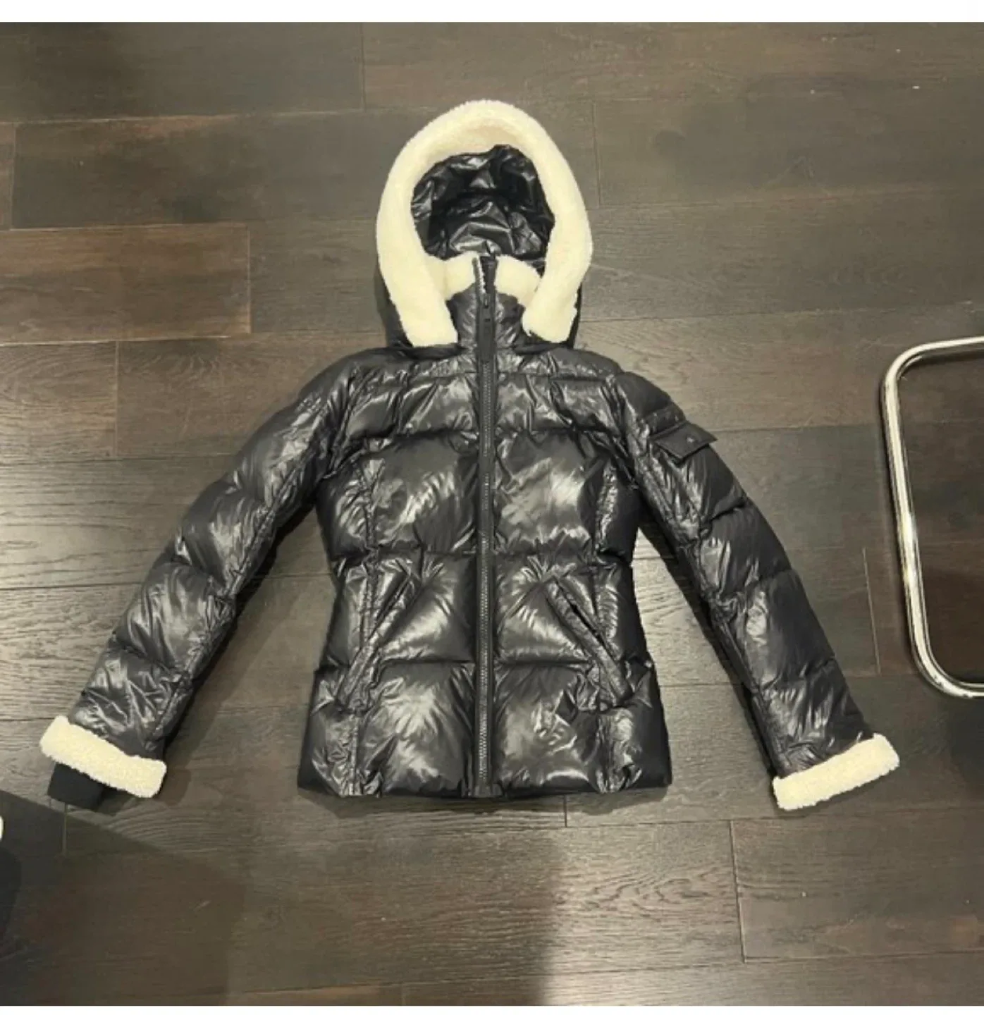 S13 New York Black Puffer Jacket image indicator(2)