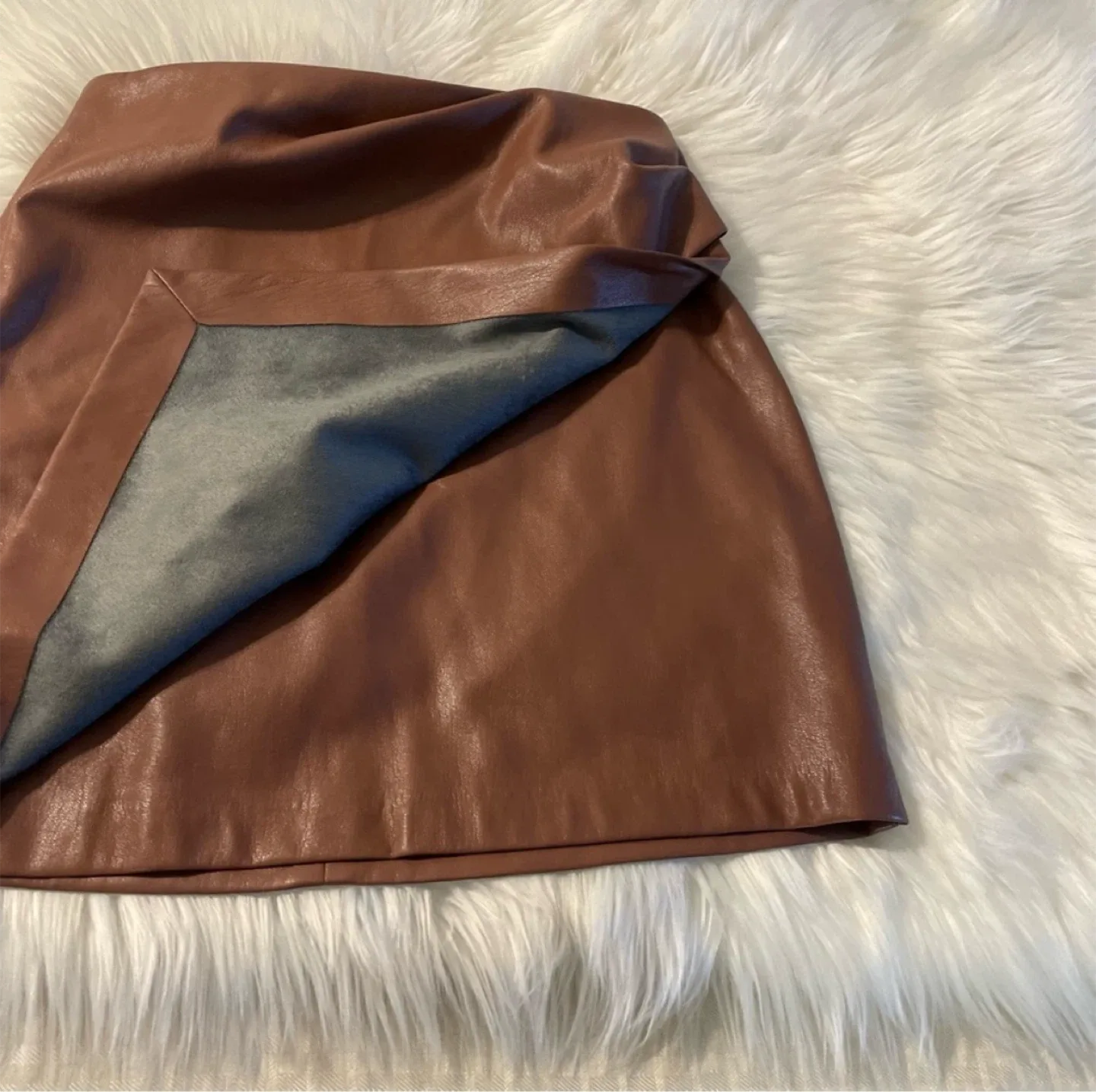 Wilfred Brown Faux Leather Mini Skirt - Size 0 image indicator(4)