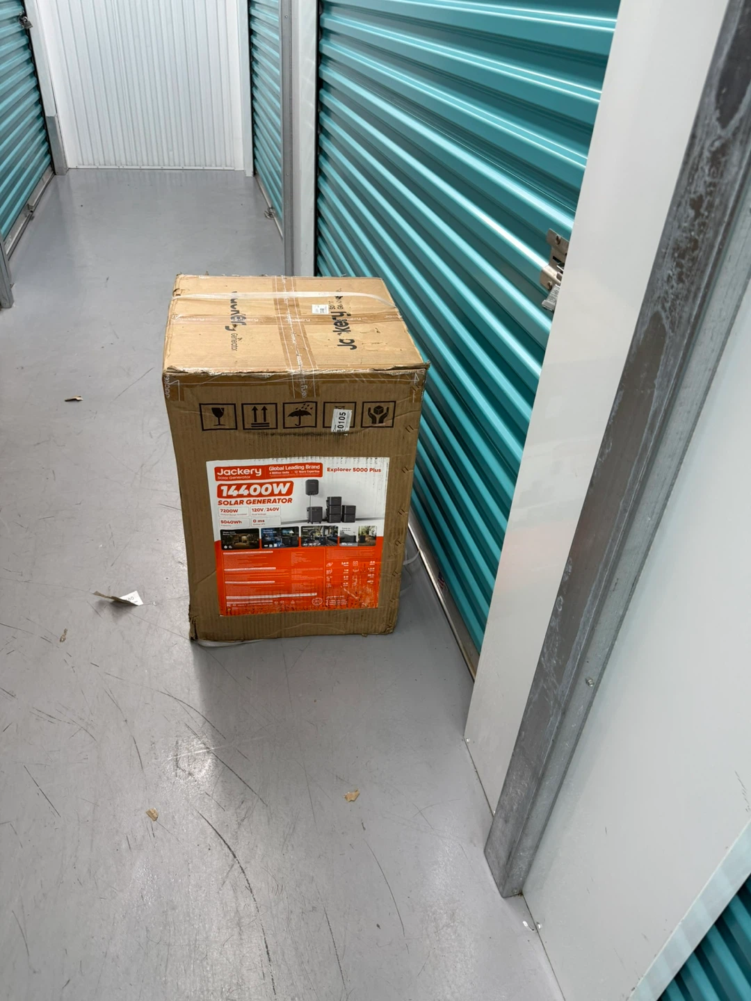 Jackery Explorer 5000 Plus Solar Generator - Like New!