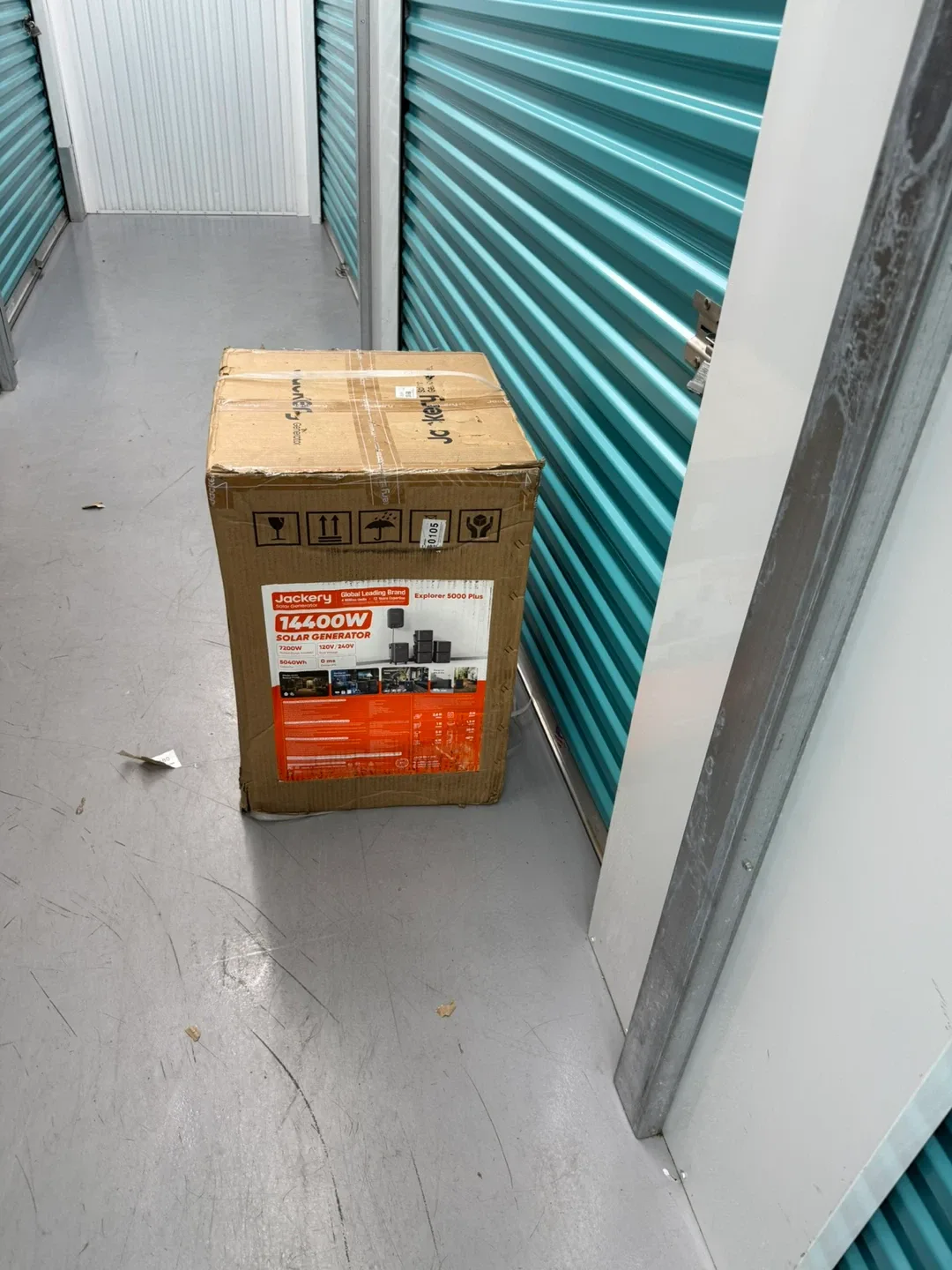 Jackery Explorer 5000 Plus Solar Generator - Like New!