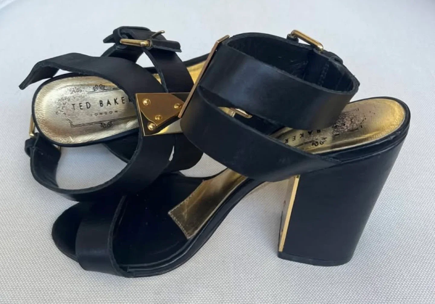 Ted Baker London Black Leather Sandals Size 6 image indicator(4)
