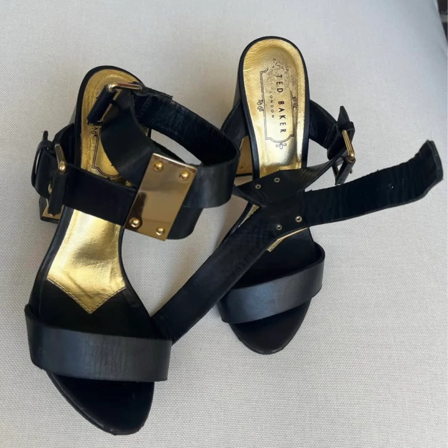 Ted Baker London Black Leather Sandals Size 6