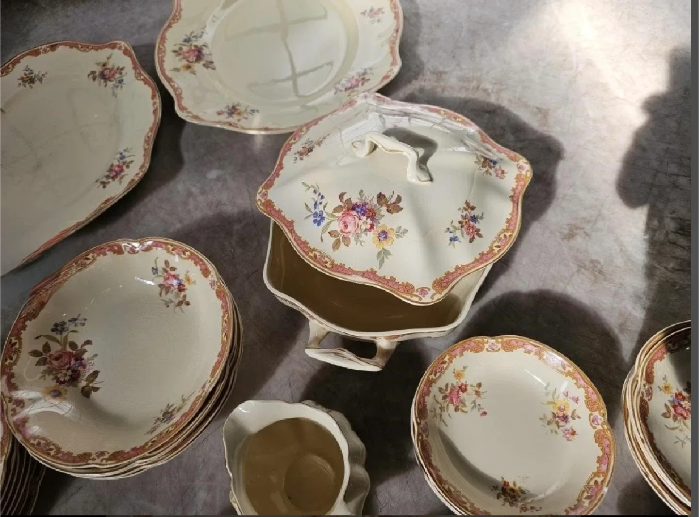 Vintage Royal Albert Floral Dinnerware Set image indicator(3)