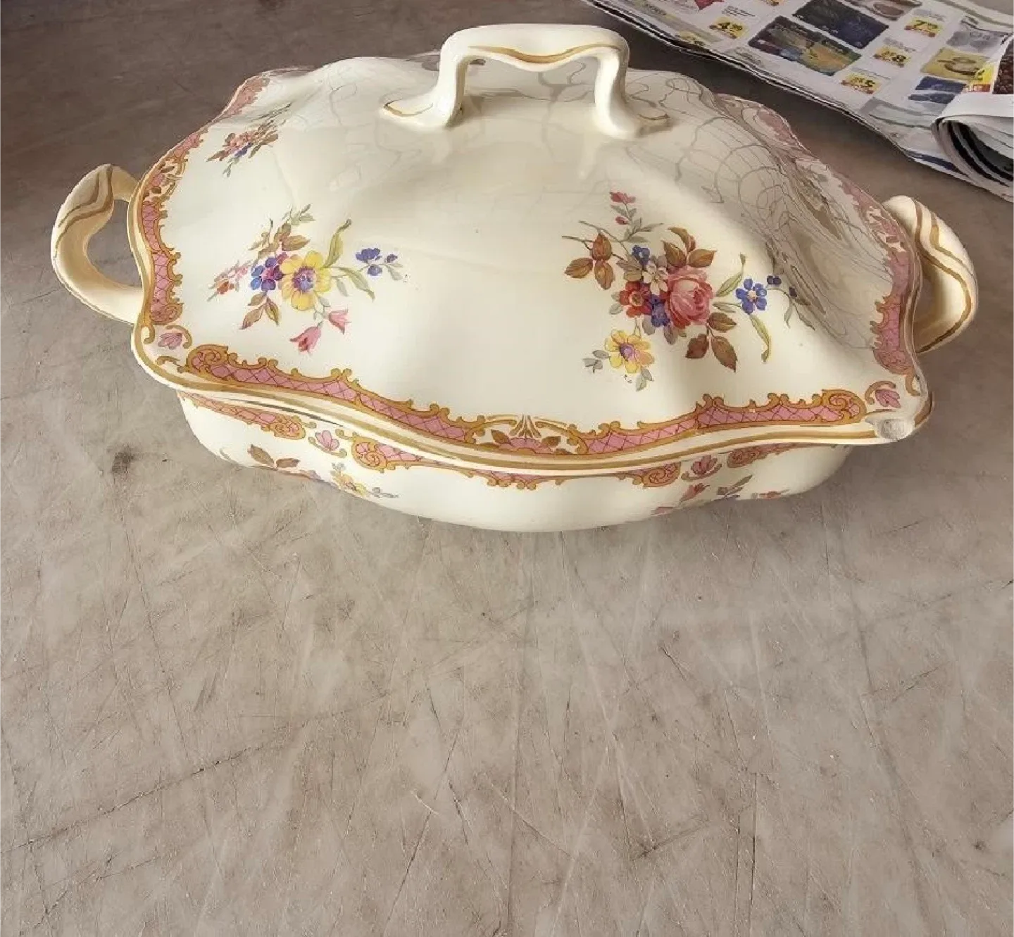 Vintage Royal Albert Floral Dinnerware Set image indicator(8)