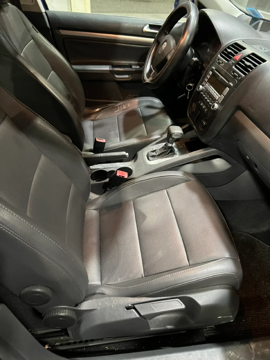 2009 Volkswagen Jetta image indicator(9)