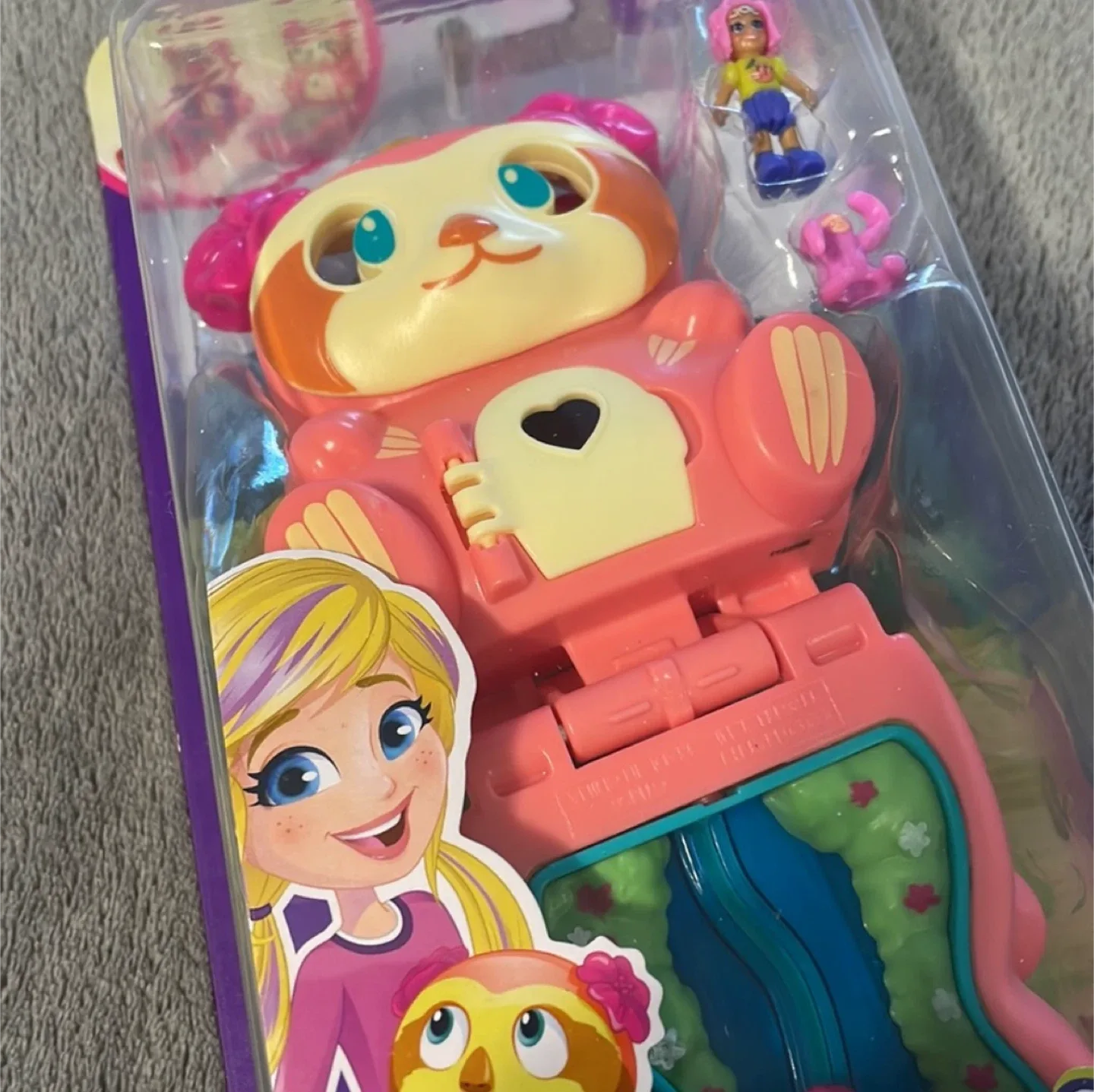 New Polly Pocket Flip & Find Sloth Compact image indicator(2)