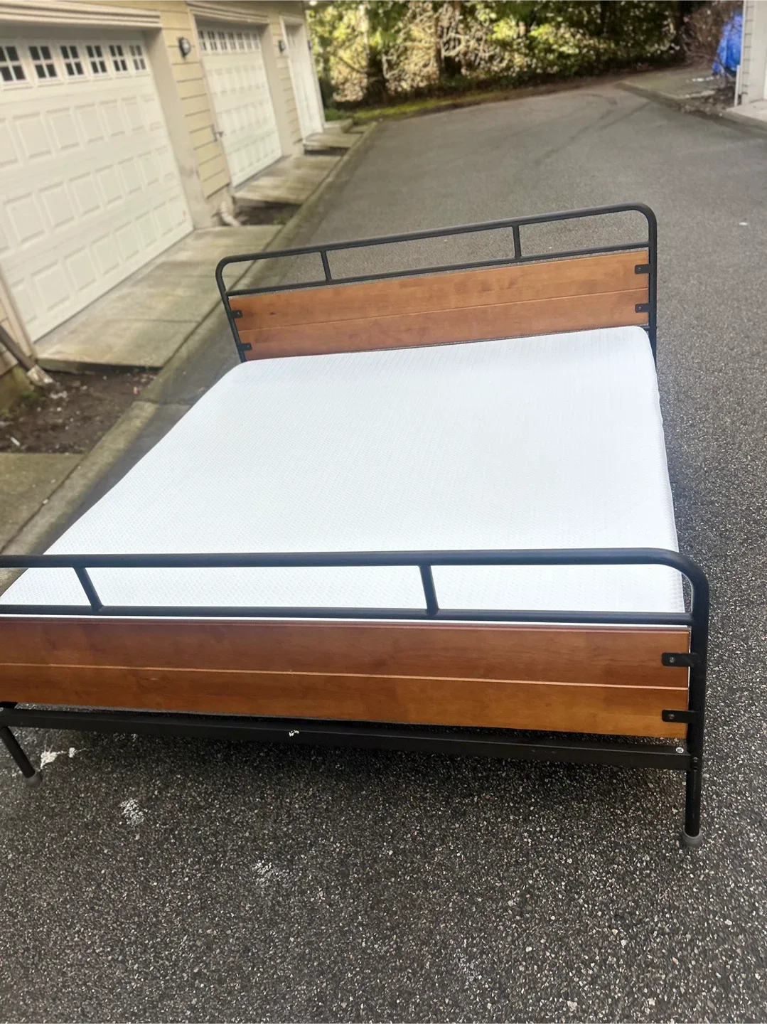 Wood and Metal Bed Frame and mattress image indicator(2)